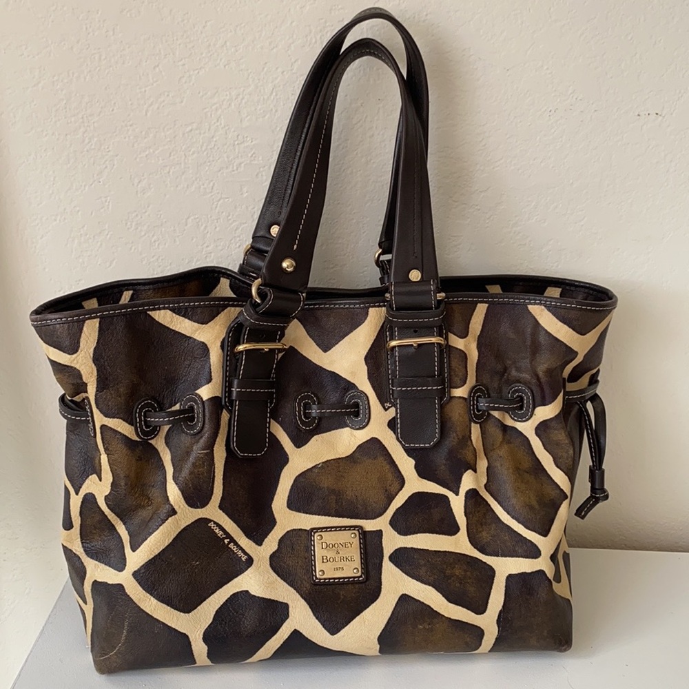 Dooney & Bourke Bag
